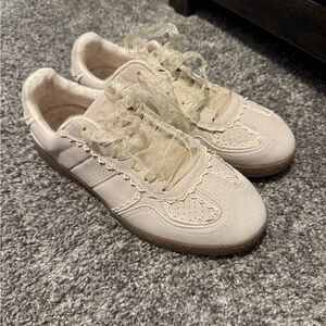 Sincerely Jules Lace -Up Sneaker NWOT